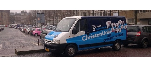 Bus_voor_Provinciehuis_1